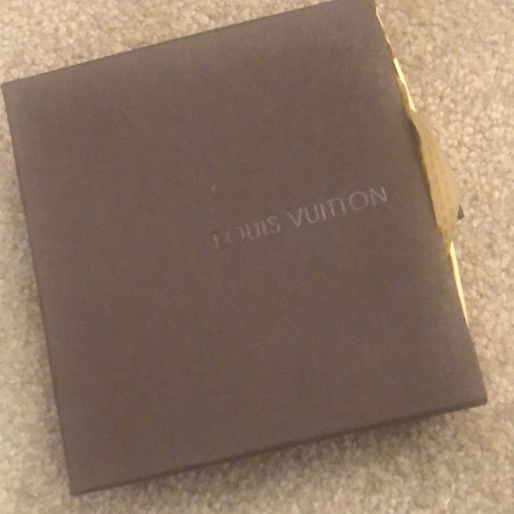 Louis Vuitton Belt - Picture 3 of 3